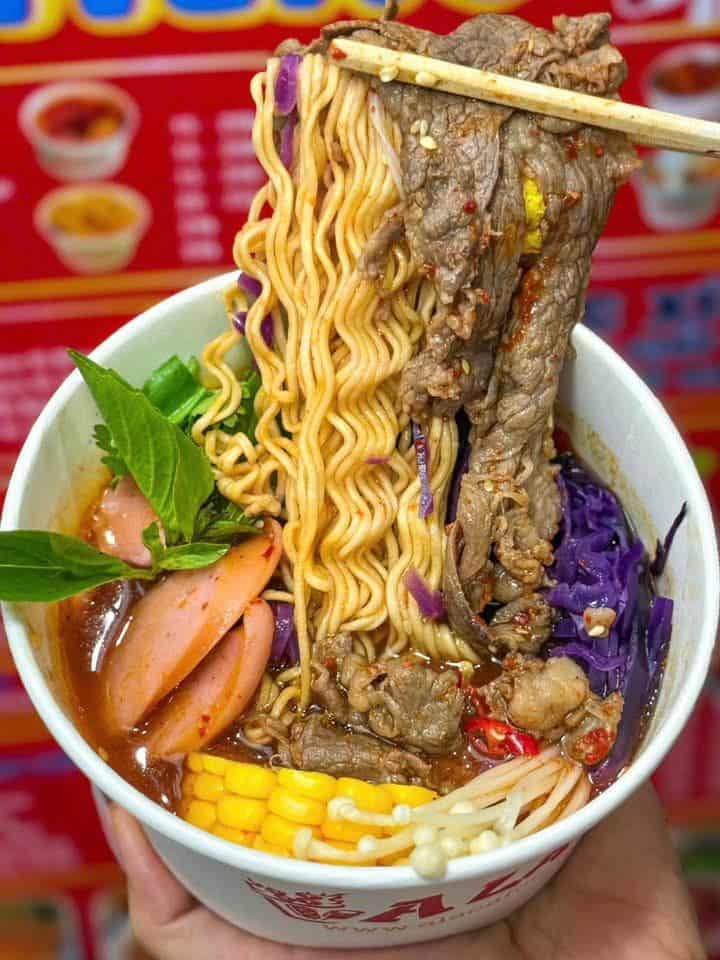 nâng mũi có được ăn mì tôm không?