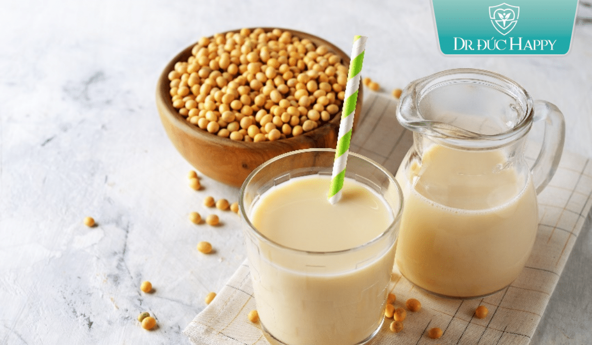 Nên uống sữa đậu nành khi nâng mũi không